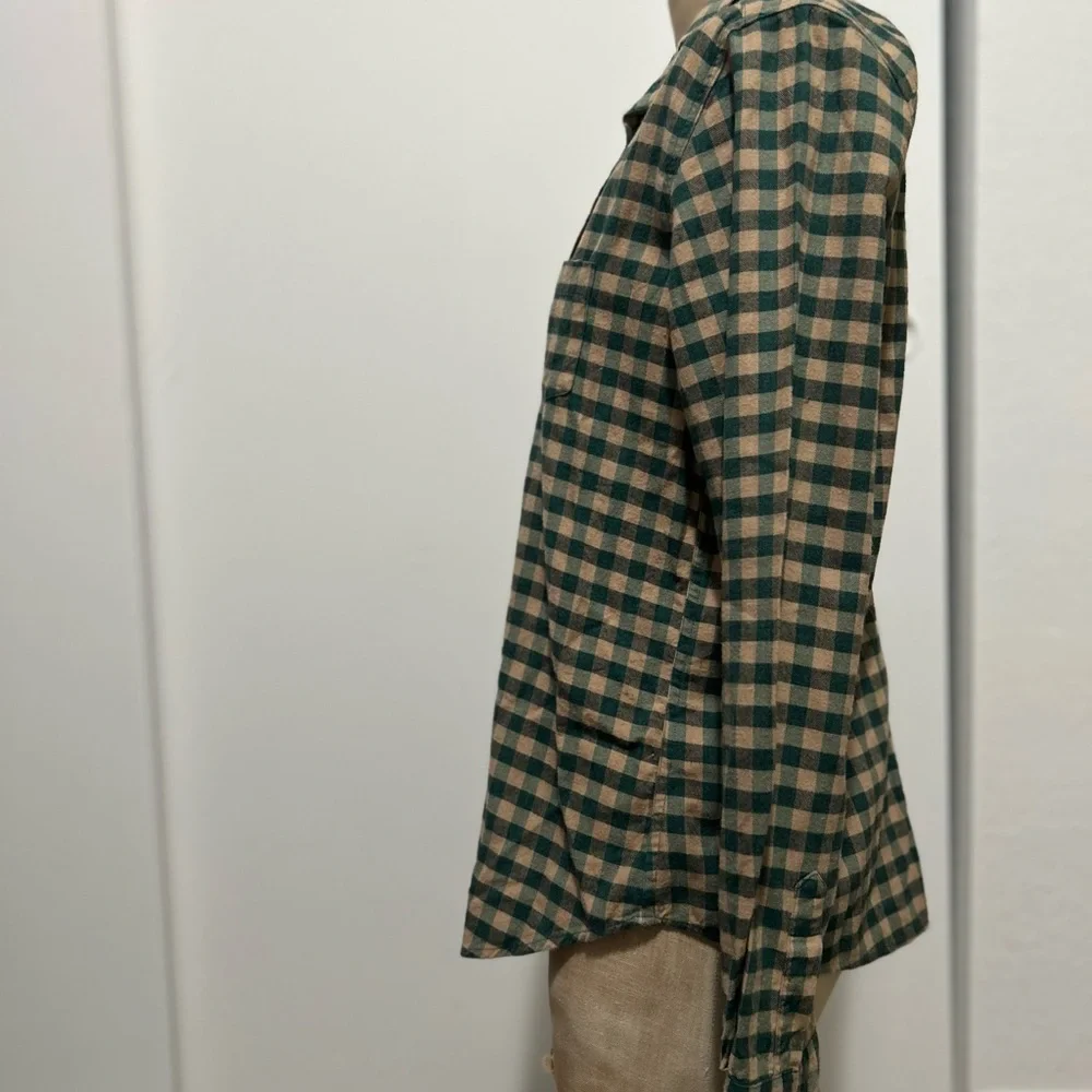 Frank & Eileen “Barry” Green and Tan Plaid Shirt - Picture 4 of 8